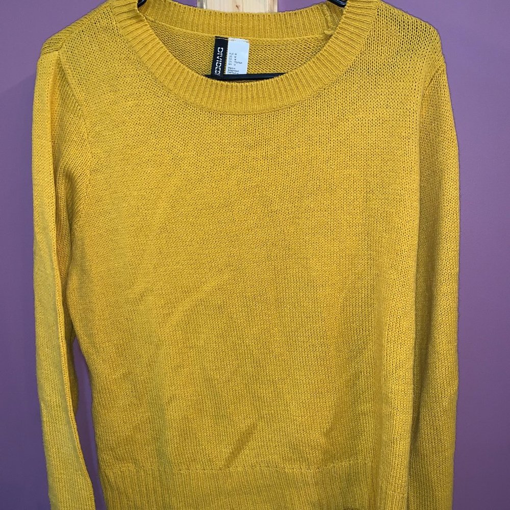 Women's H&M Yellow Sweater - Medium